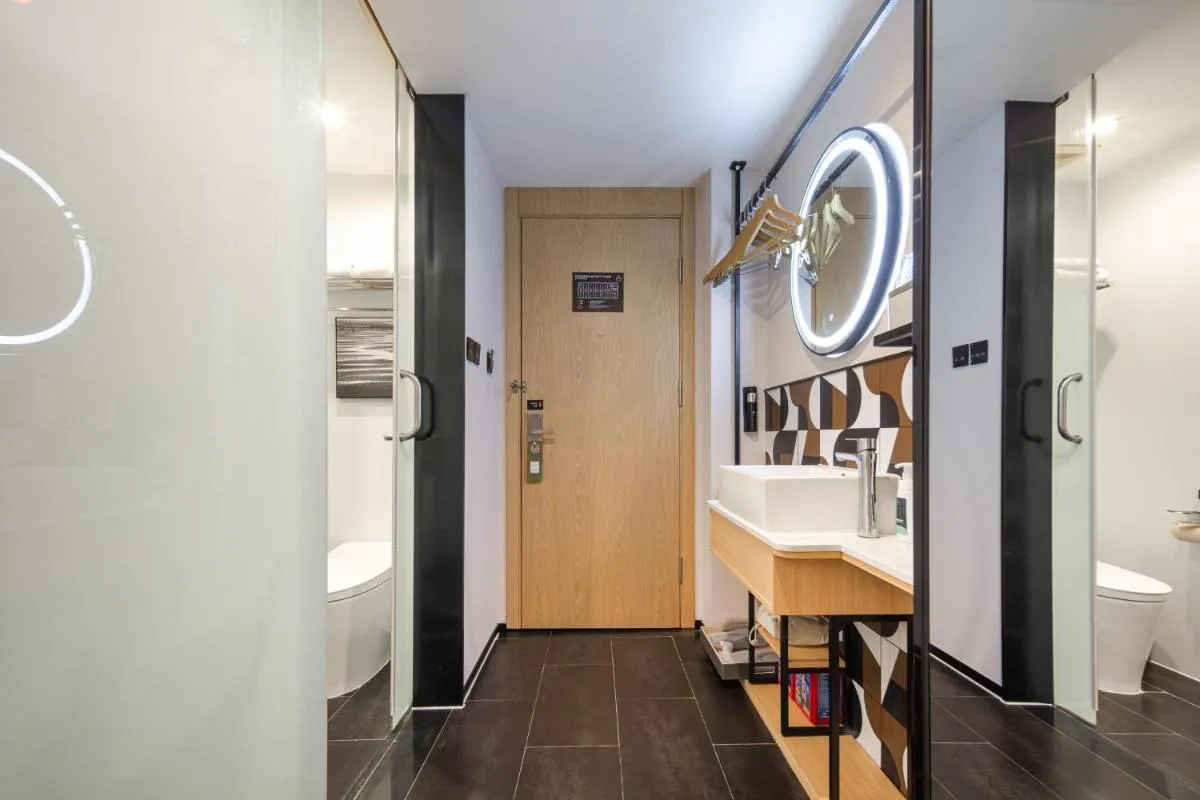 Image 2 of Atour X Hotel Shanghai Xujiahui Sports Center