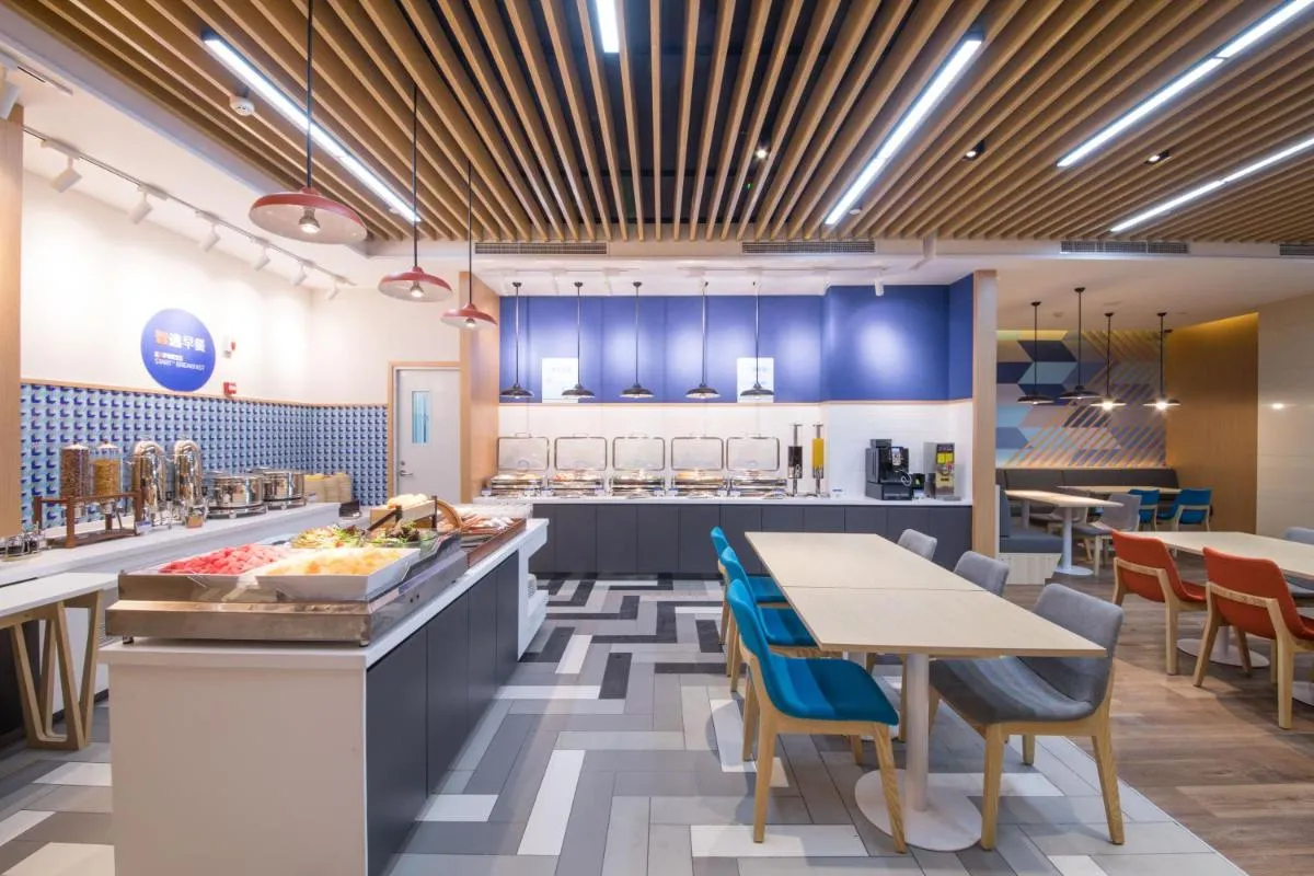 Image 4 of Holiday Inn Express Shanghai Jiading Center, an IHG Hotel