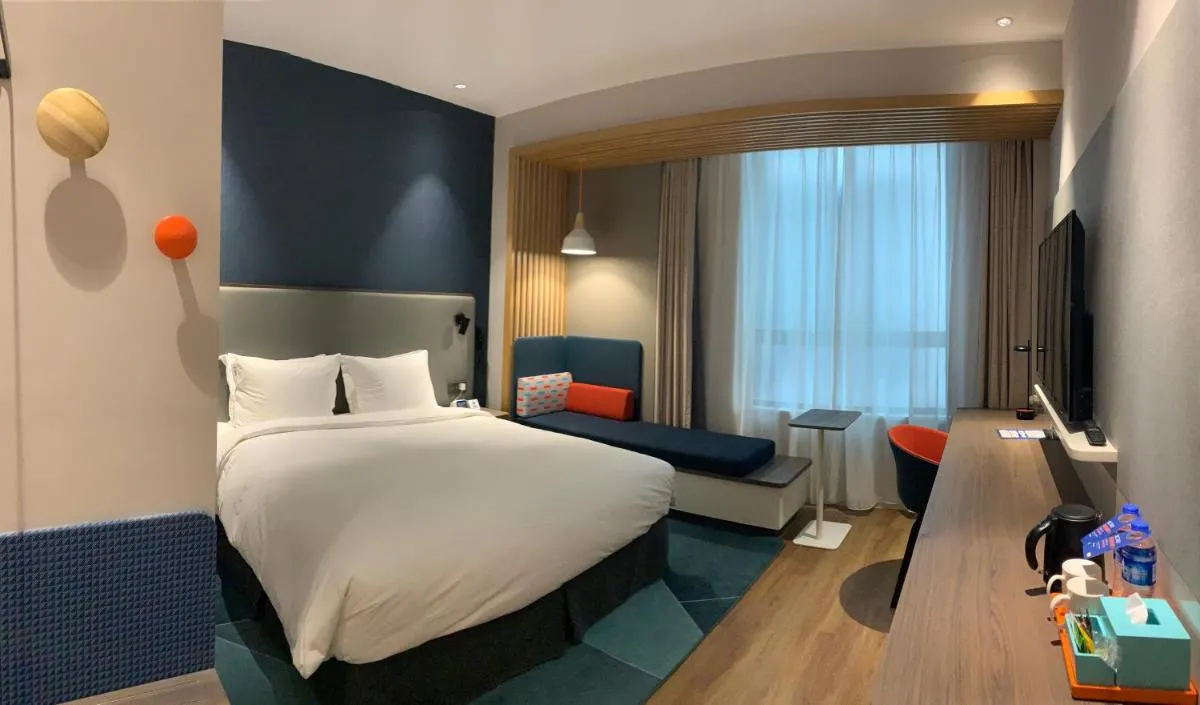Image 2 of Holiday Inn Express Shanghai Kangqiao, an IHG Hotel