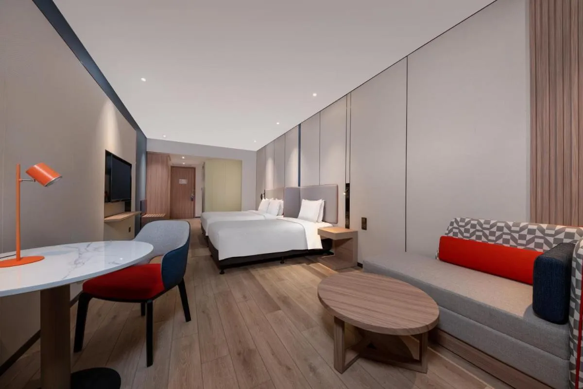Image 4 of Holiday Inn Express Shanghai Pujiang, an IHG Hotel