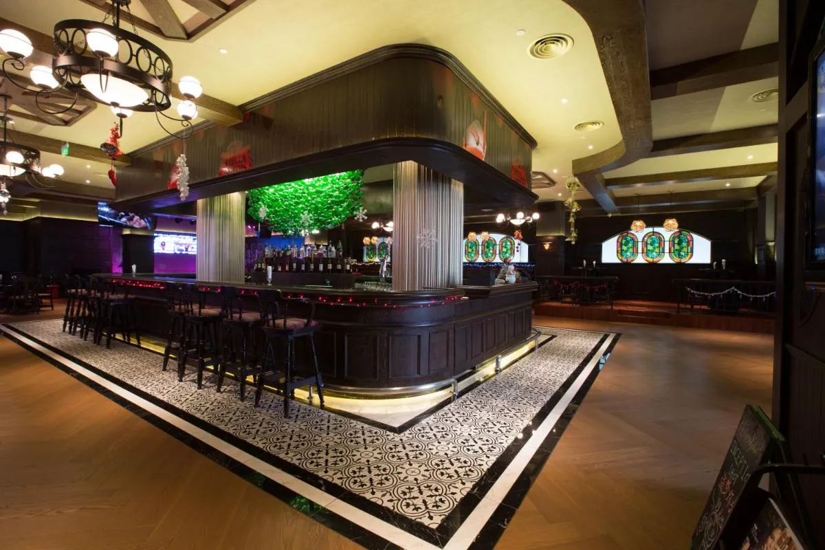 Image 2 of Holiday Inn Shanghai Pudong, an IHG Hotel