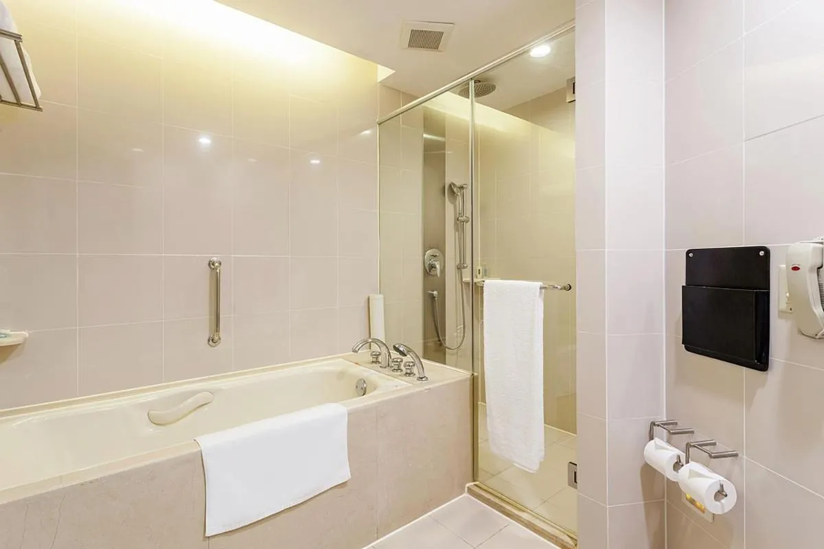 Image 2 of Holiday Inn Shanghai Vista, an IHG Hotel