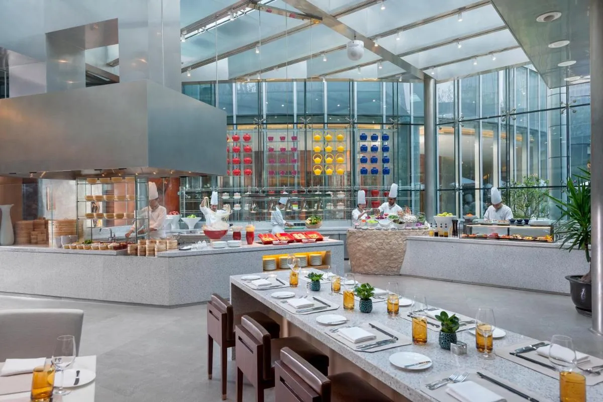 Image 3 of Mandarin Oriental Pudong, Shanghai -Neighbor to the Iconic Oriental Pearl Tower, Offering a Serene Riverfront Retreat