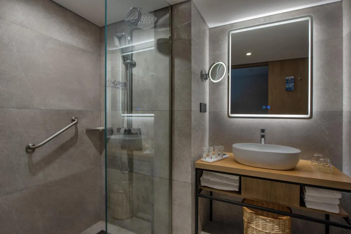 Image 2 of Park Inn by Radisson Shanghai Global Harbor