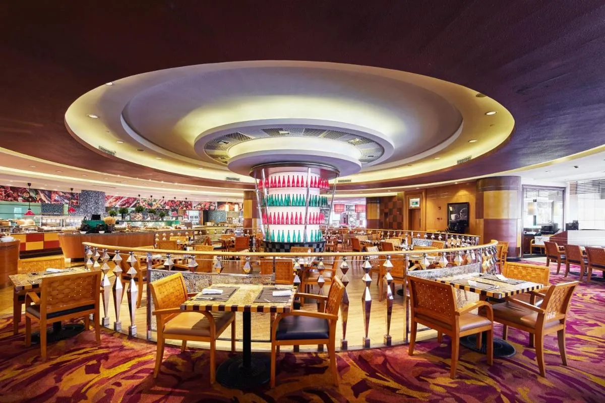 Image 4 of Renaissance Shanghai Pudong Hotel