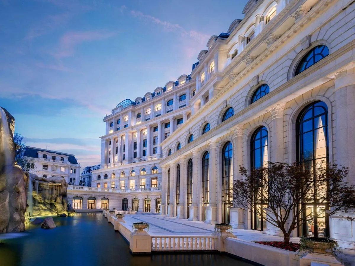 Image 6 of Sofitel Shanghai Hongqiao
