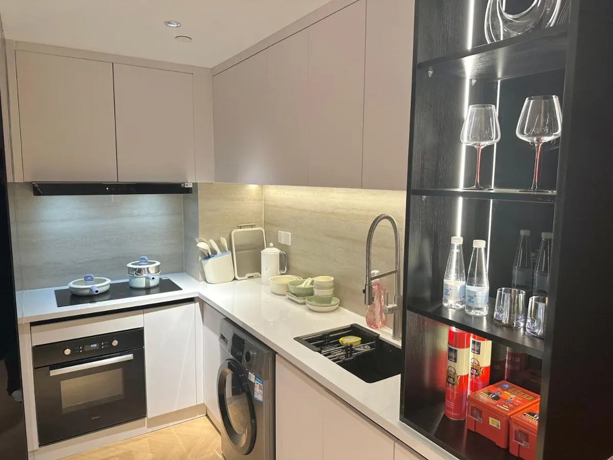 Image 3 of ZHome-Count luxury apartment