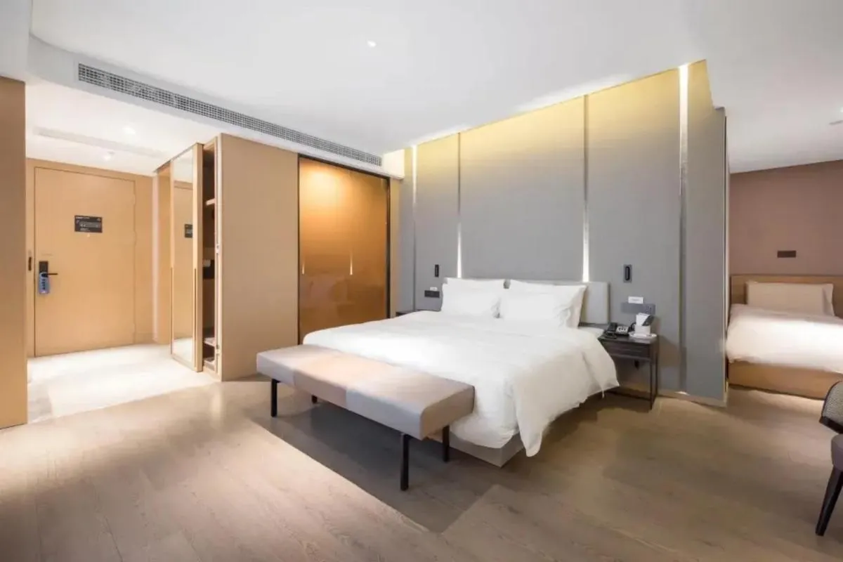 Image 1 of Atour Hotel Shanghai Caohejing