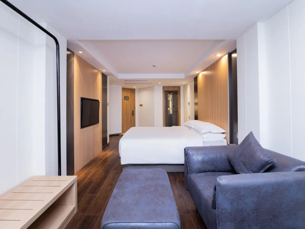 Image 1 of Country Inn&Suites by Radisson, Shanghai PVG