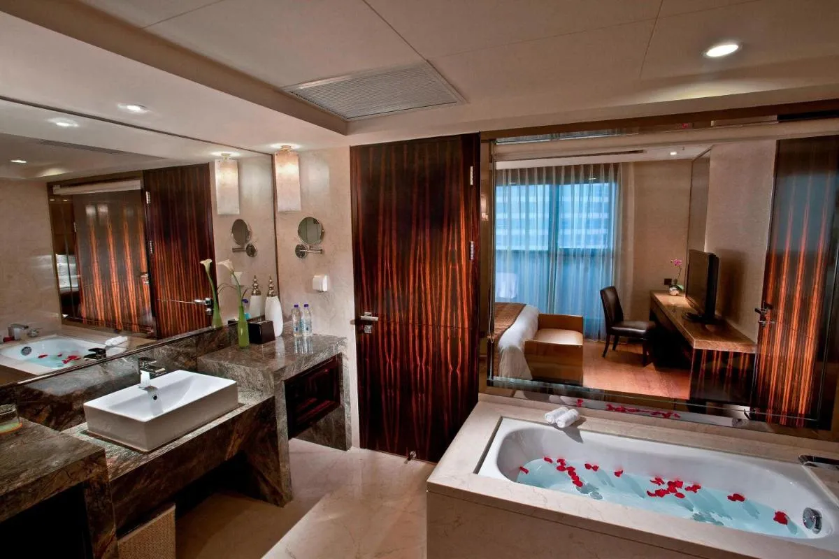 Image 2 of Courtyard By Marriott Shanghai Pudong