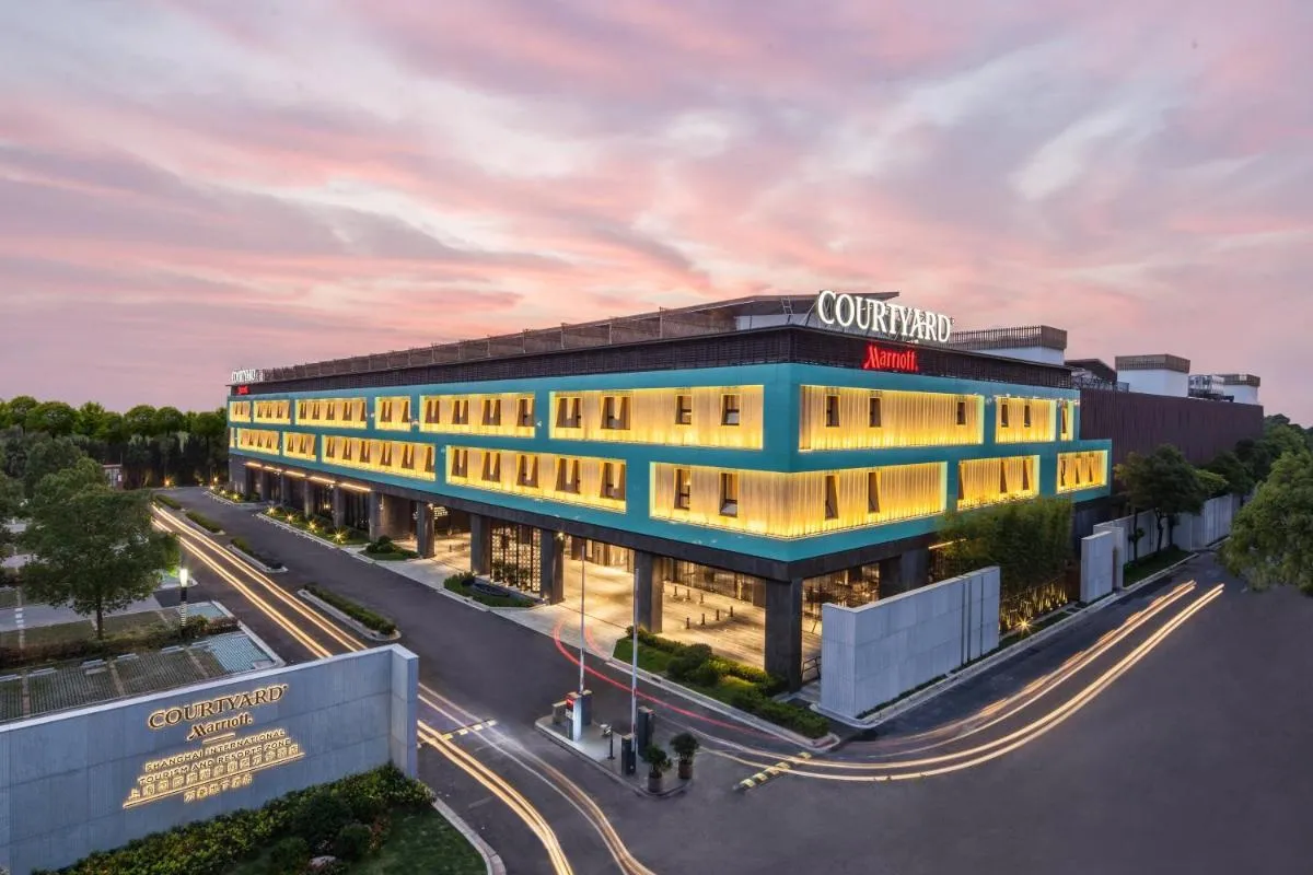 Image 5 of Courtyard by Marriott Shanghai International Tourism and Resorts Zone