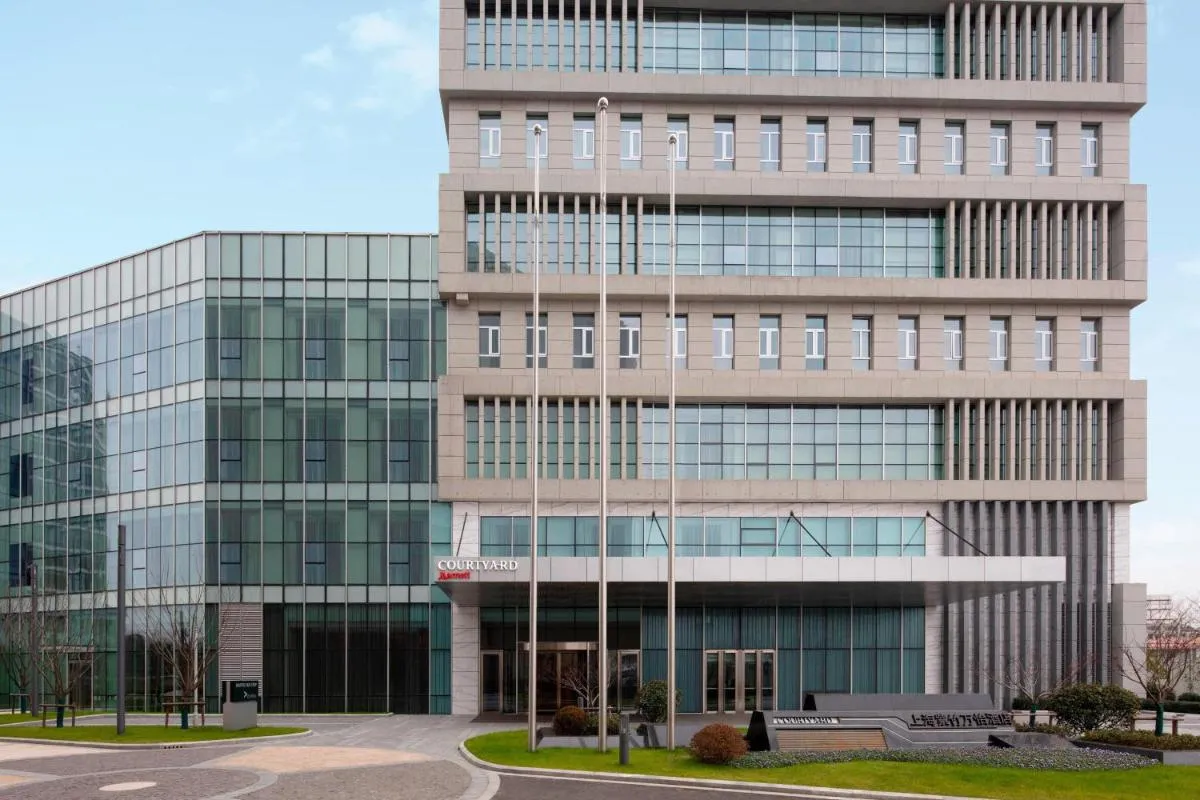 Image 5 of Courtyard by Marriott Shanghai Minhang