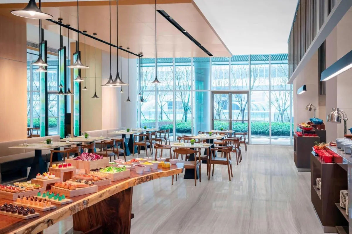 Image 3 of Courtyard by Marriott Shanghai Minhang