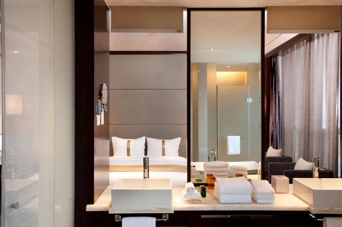 Image 2 of Crowne Plaza Shanghai Jinxiu by IHG