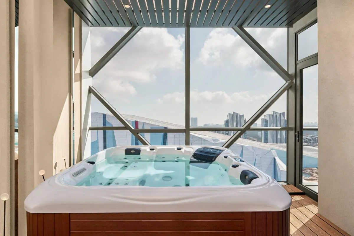 Image 2 of Crowne Plaza Shanghai Snow World by IHG