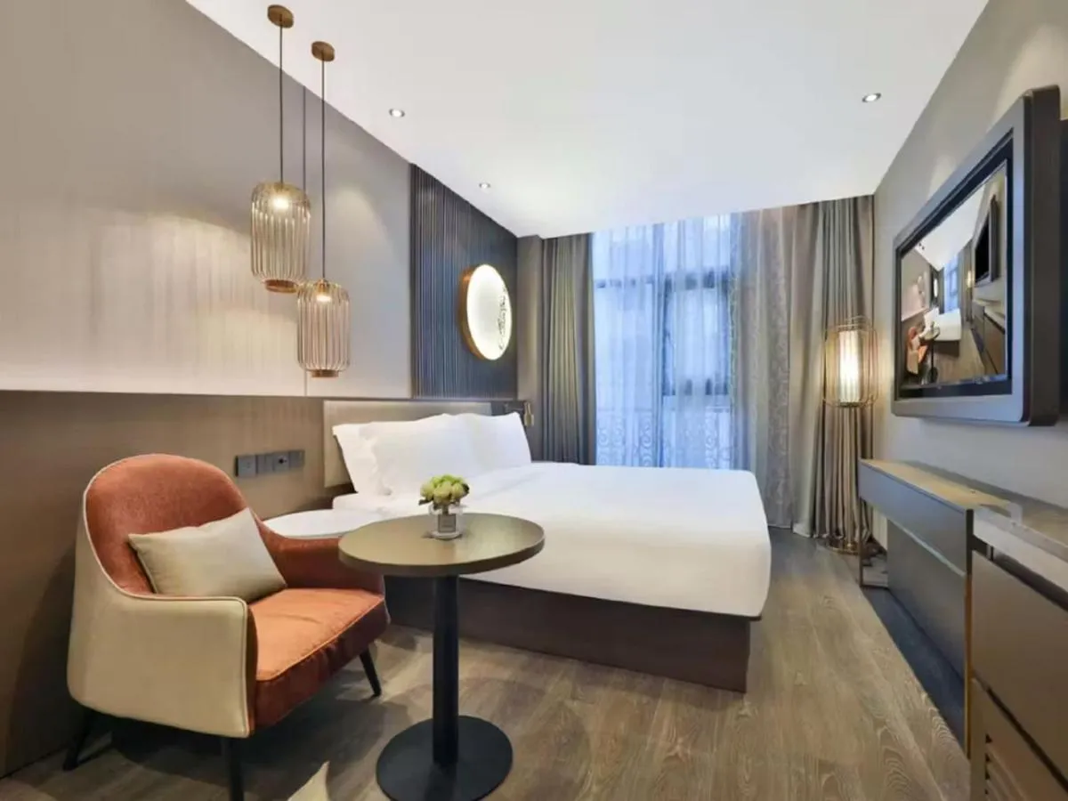Image 1 of Crystal Orange Hotel – Shanghai The Bund Jinling East Road