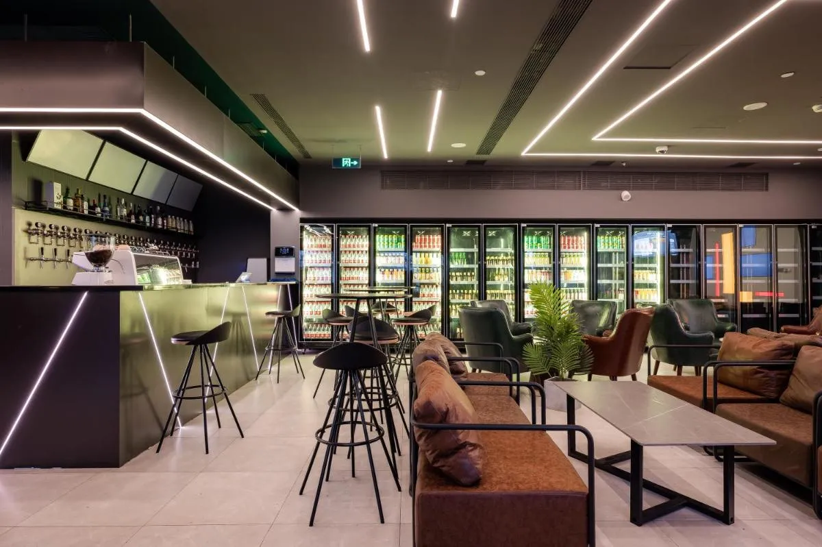 Image 2 of Dayin International Youth Hostel – Near East Nanjing Road & People’s Square & The Bund -Large Social Area -Bar -Café -Gym -Free Laundry Luggage Storage -24H Front Desk -English Service