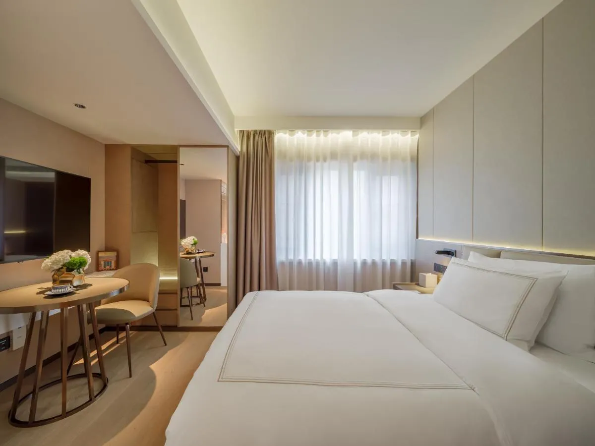 Image 1 of Donghu Collection Hotel