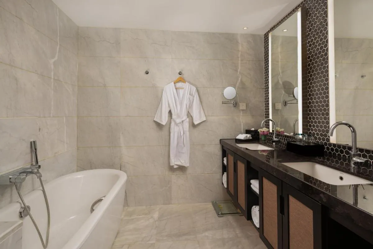 Image 2 of Doubletree By Hilton Shanghai Hongqiao