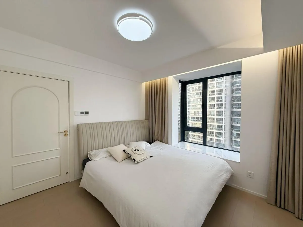 Image 6 of Eastern Hub – Bund Branch 4bedroom Near Subway HongHui Apt