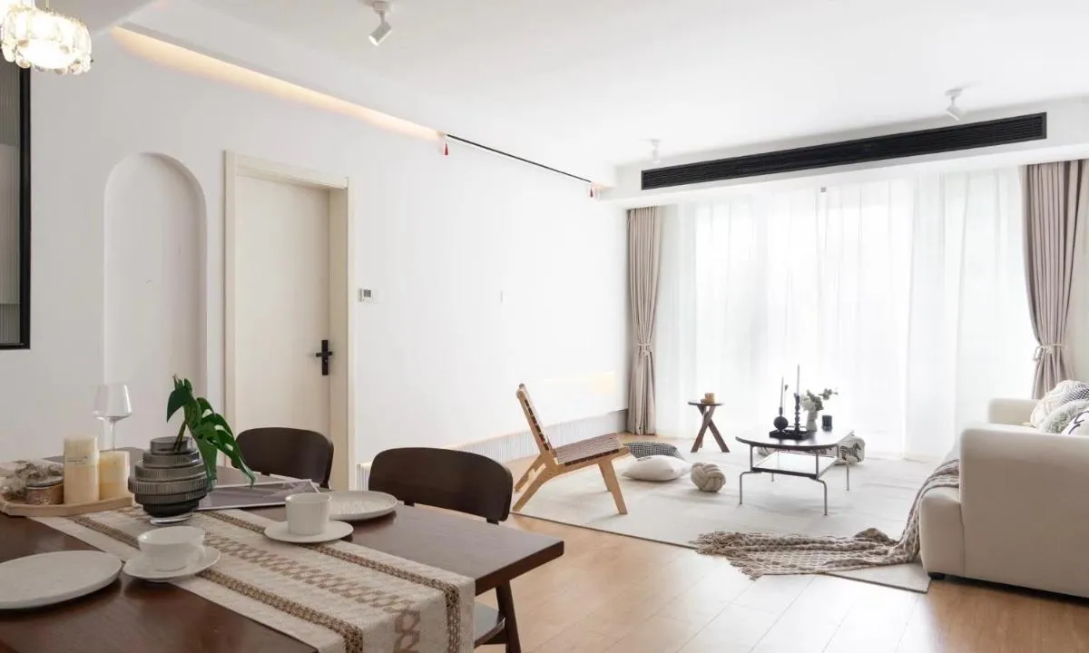 Image 4 of Eastern Hub – Bund Branch Cozy Chic 3bedroom Skyline&Shanghai Tower View Apt