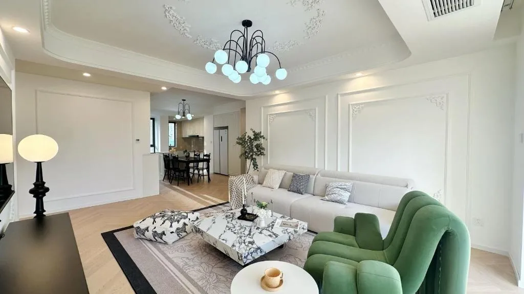 Image of Eastern Hub – Bund Branch Superior 3bedroom Near TianZiFang&XinTianDi, Near Subway