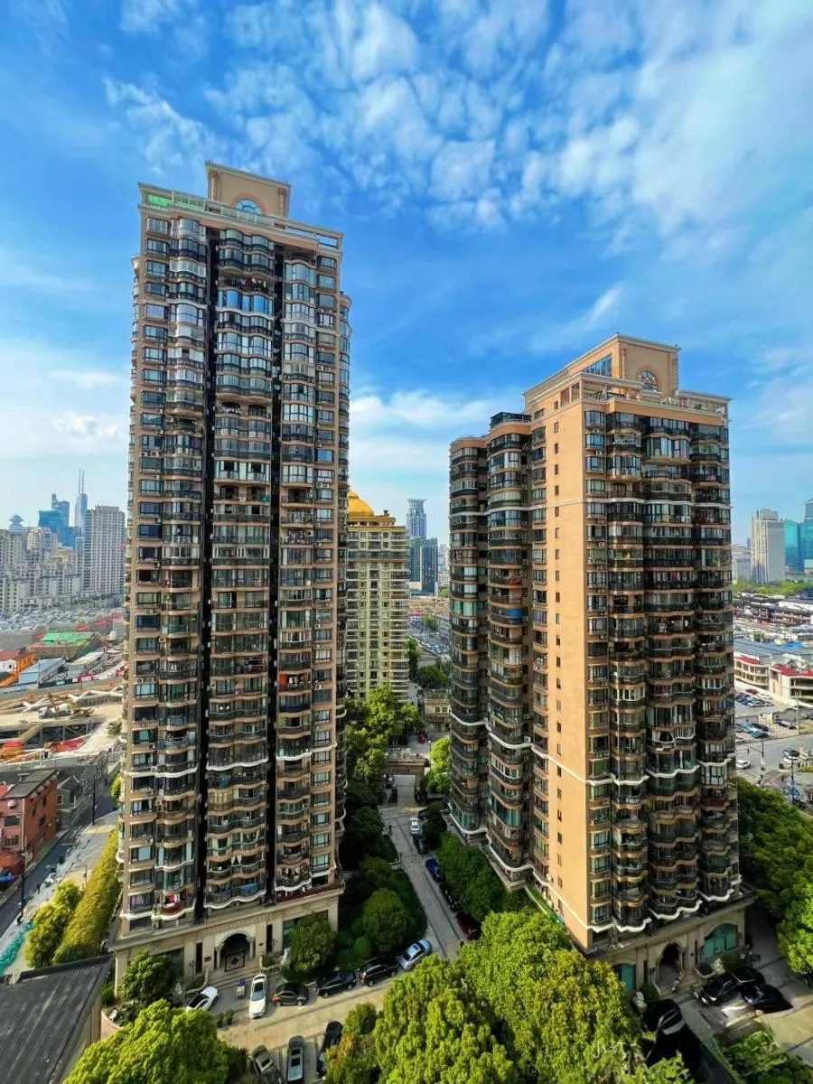 Image 6 of Eastern Hub – Bund Branch Yuyuan Garden Artistic 3bedroom with Bund View