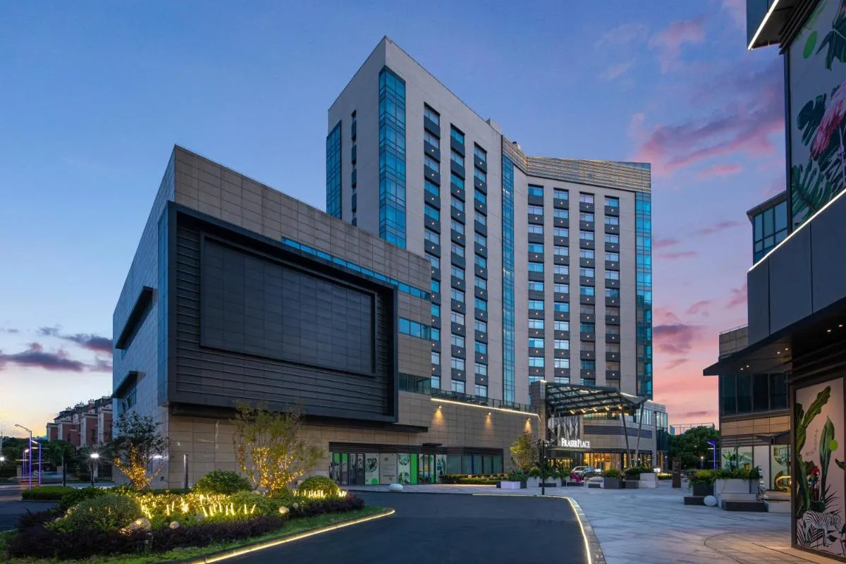 Image 6 of Fraser Place Wujiaochang Shanghai – Adjoin business center, free minibar