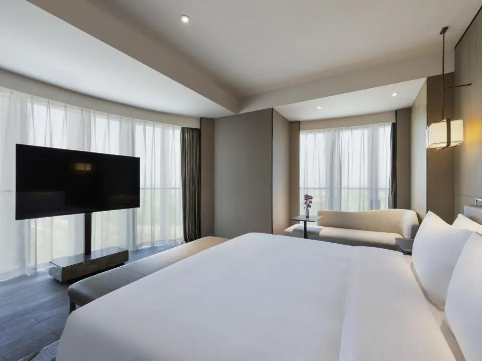 Image 6 of Grand Mercure Shanghai Lingang