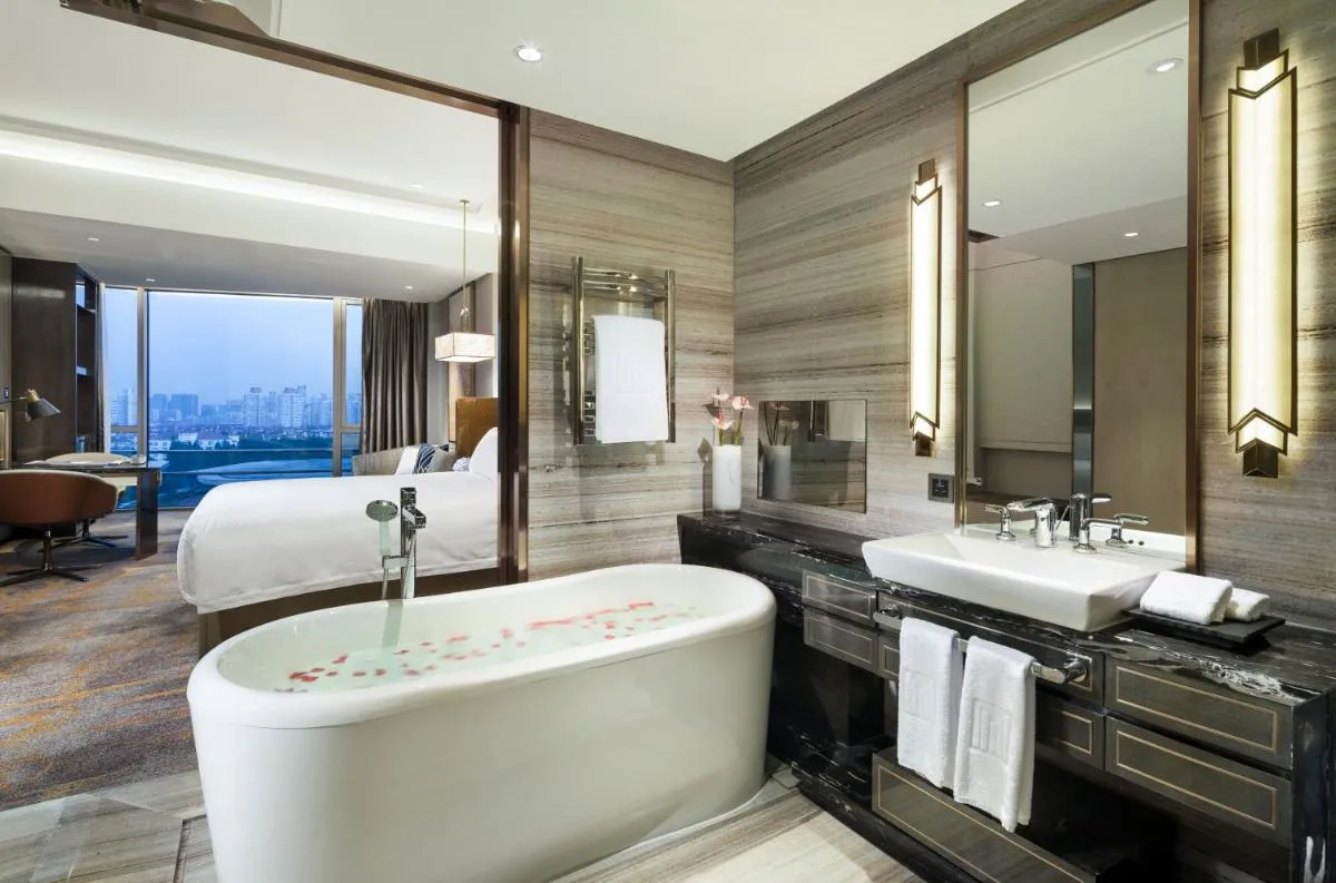 Image 2 of Grand Millennium Shanghai HongQiao