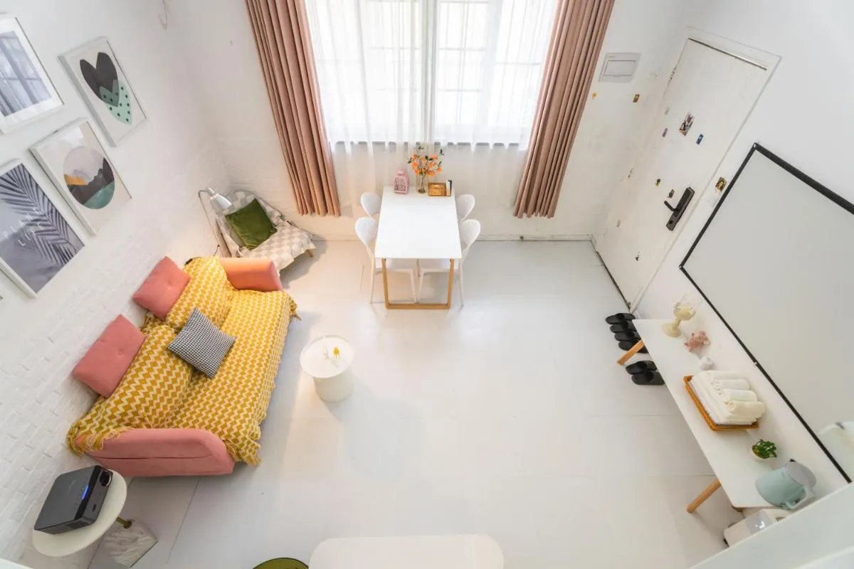 Image 4 of Hills &XING 1771 Homestay near Line1&2&13 and Shanghai People’s Square