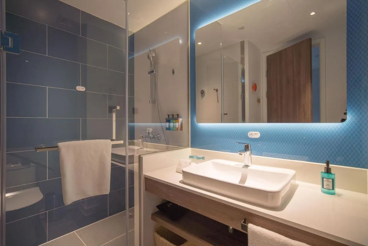 Image 2 of Holiday Inn Express Shanghai Huijin by IHG