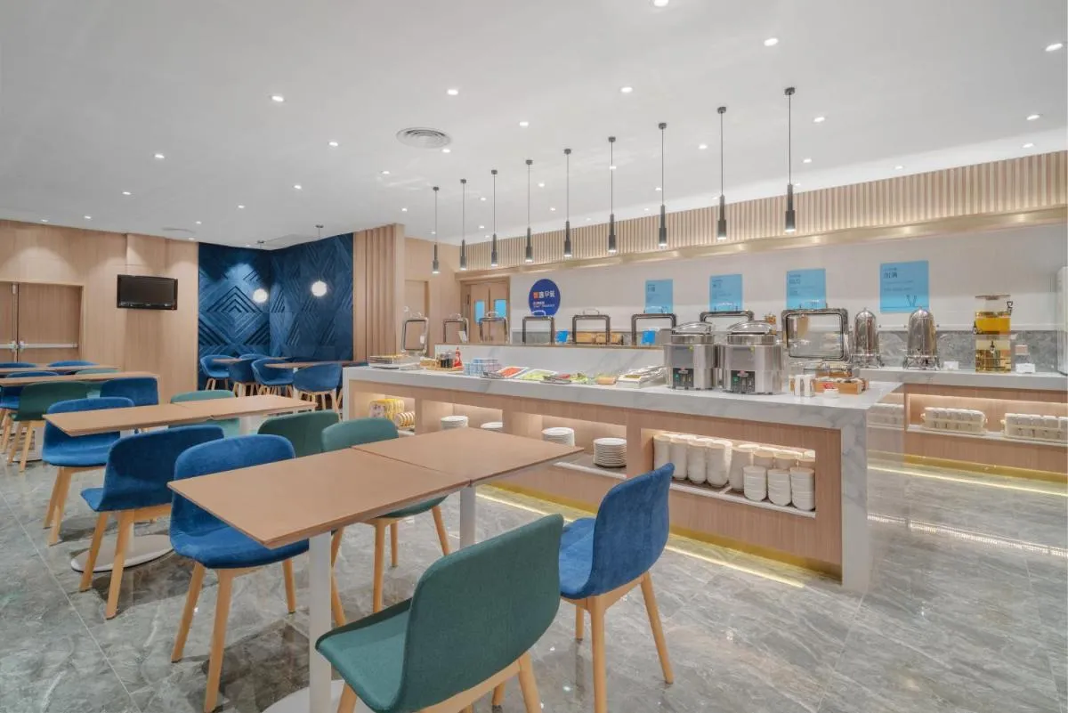 Image 3 of Holiday Inn Express Shanghai Jinqiao Central by IHG