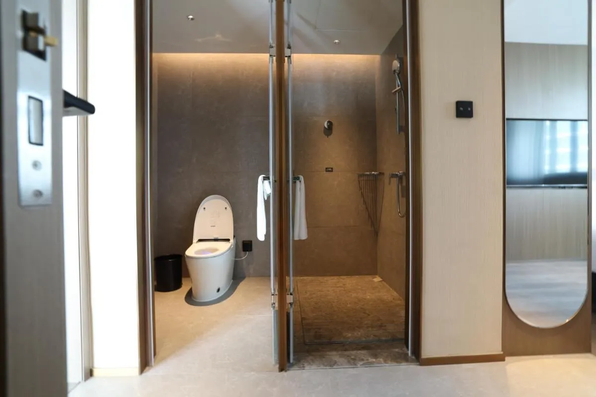 Image 5 of Holiday Inn Shanghai Jing’an