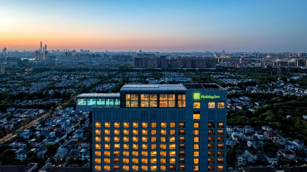 Image of Holiday Inn Shanghai Pudong Kangqiao by IHG – Free shuttle bus to Disney land, Ins Swimming Pool