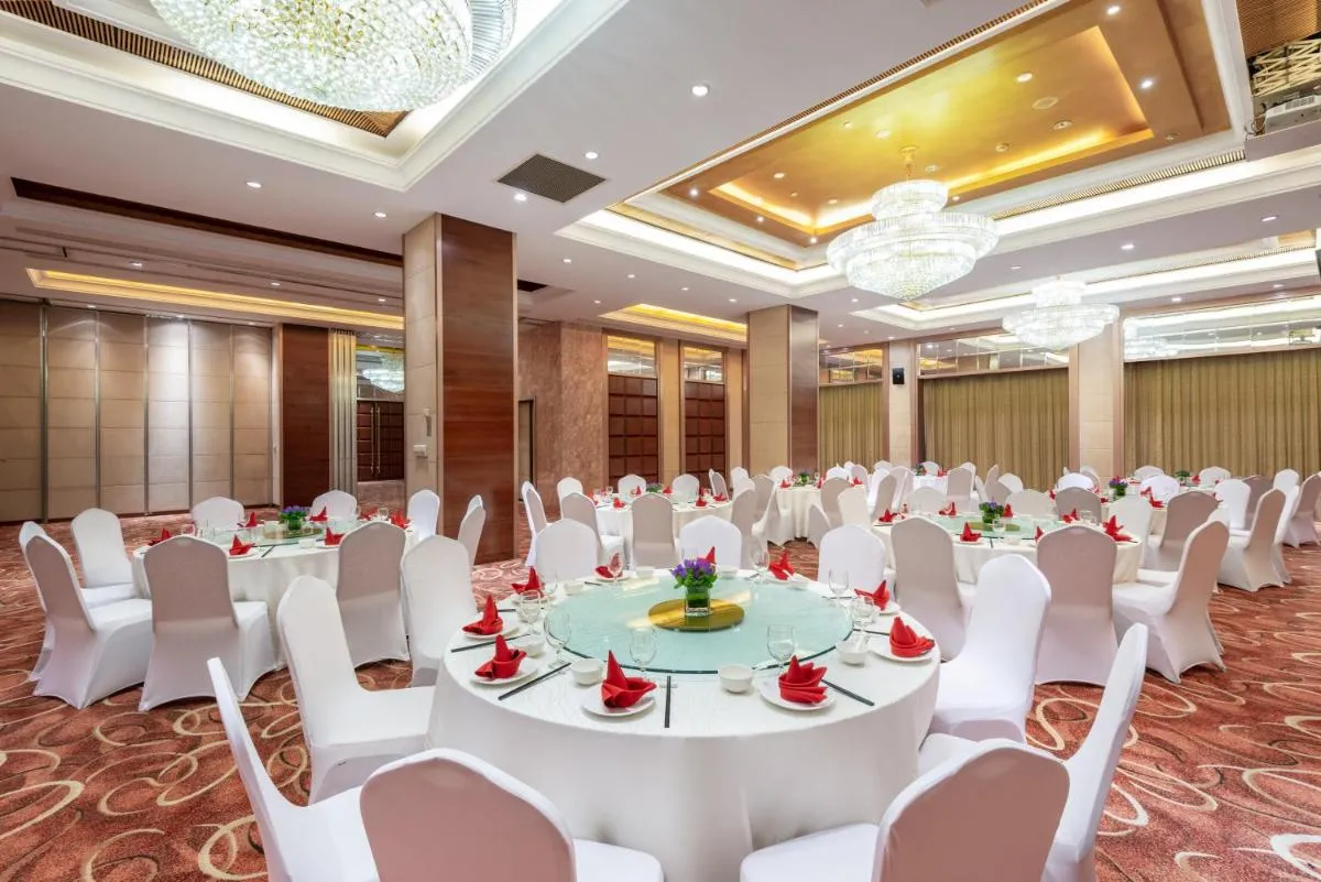 Image 6 of Holiday Inn Shanghai Pudong Nanpu by IHG