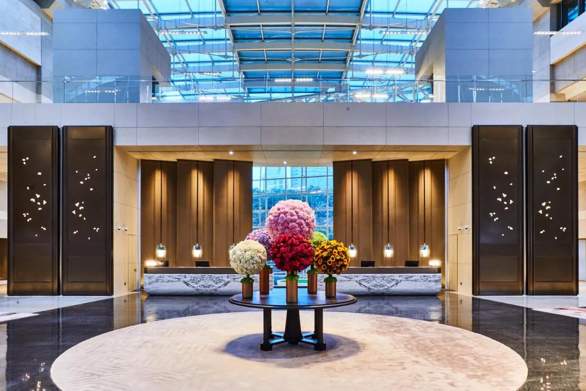 Image 4 of Hyatt on the Bund Shanghai – a Grand Hyatt hotel, most centrally located at HuangPu river banks in downtown