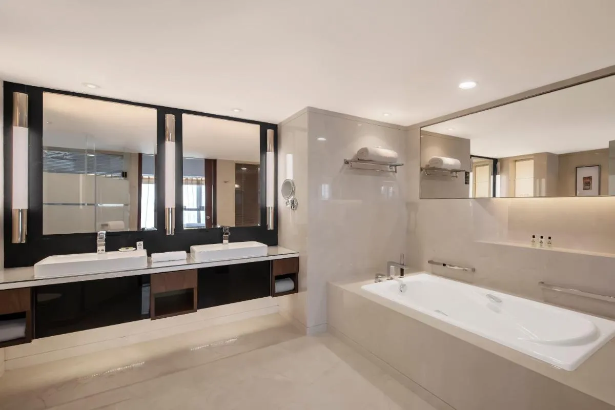 Image 2 of InterContinental Shanghai Pudong by IHG