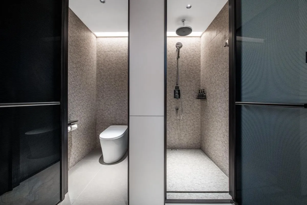 Image 2 of IntercityHotel Shanghai South Xizang Road near Metro Station