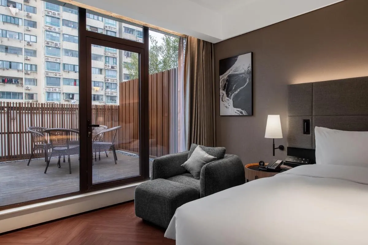 Image 1 of IntercityHotel Shanghai South Xizang Road near Metro Station