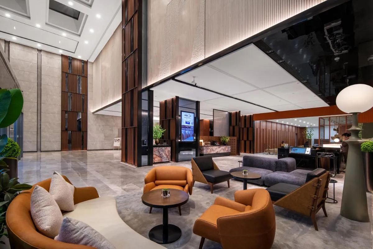 Image 4 of Intercity Shanghai Lujiazui Center near Pudong South Road Subway Station- Free Minibar for First Night