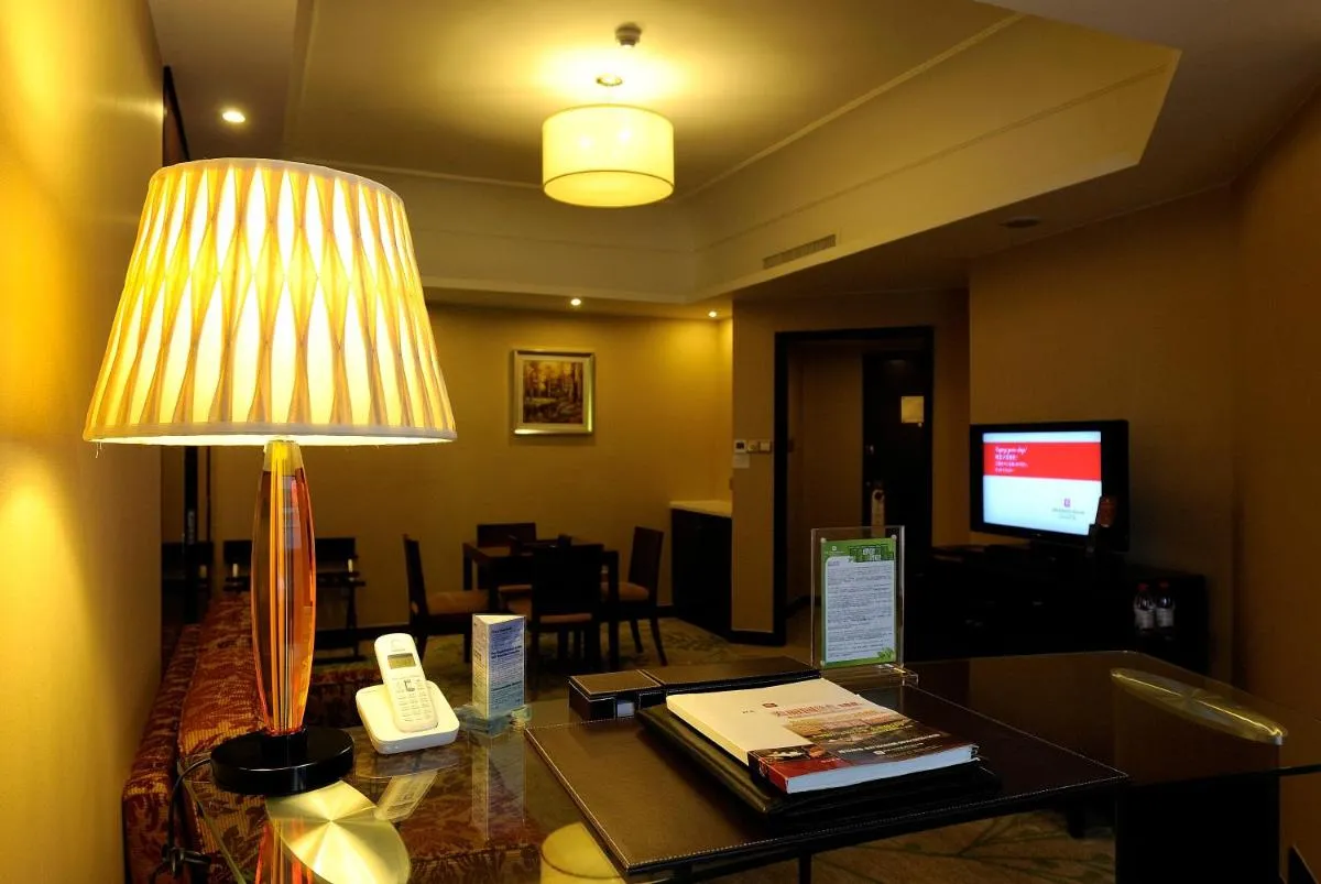 Image 6 of Merry Hotel Shanghai (Former Rendezvous Merry Hotel Shanghai)