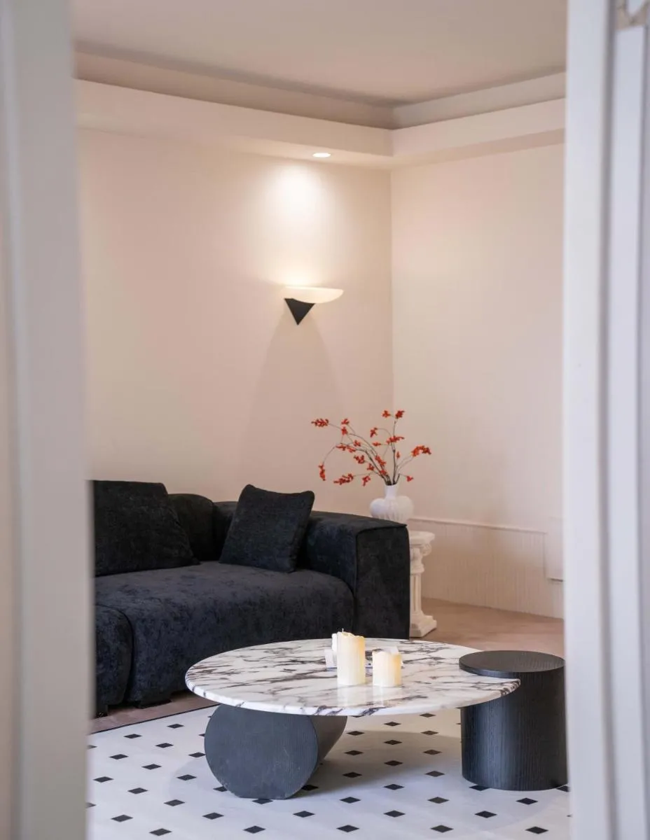 Image 4 of Moli B&B-Right on Nanjing East Road the Bund 2-Bedrooms with Elevator Apart ment Near the subway