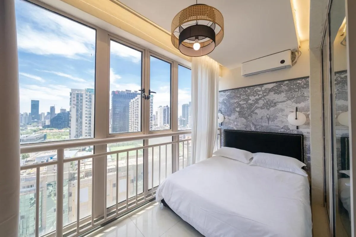 Image 6 of Moli B&B – The Bund Riverview Nanjing East Road 3-Bedrooms with Elevator Apartment Near the subway