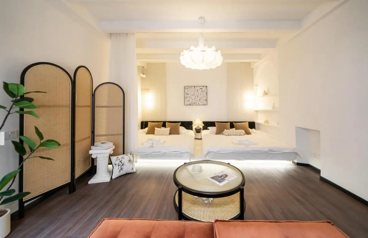 Image 5 of Molly Homestay – Nanjing West Road Jing’an Temple Townhouse near subway