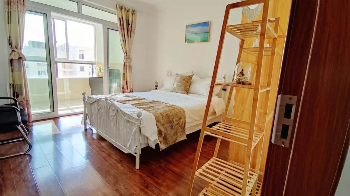 Image 1 of Mrs Li’s Home
