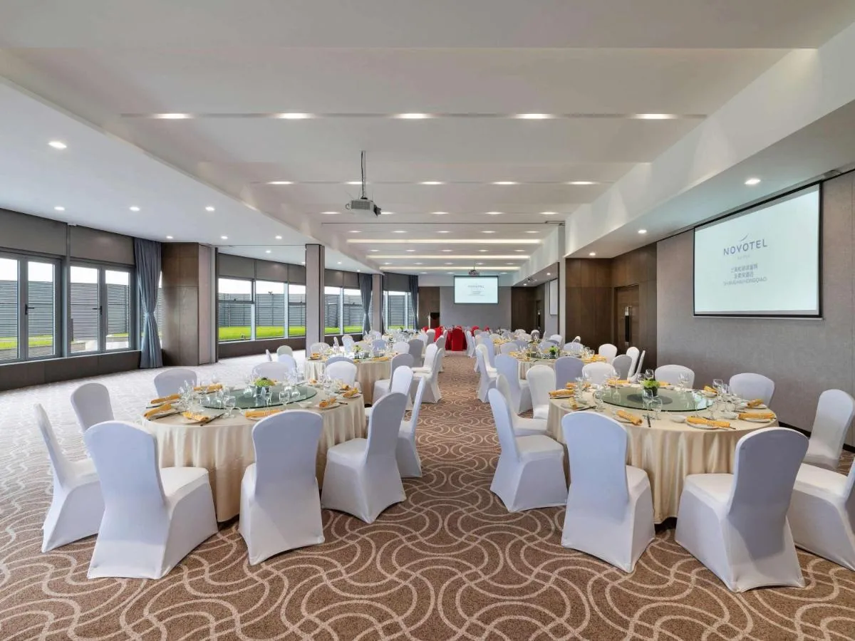 Image 6 of Novotel Suites Shanghai Hongqiao