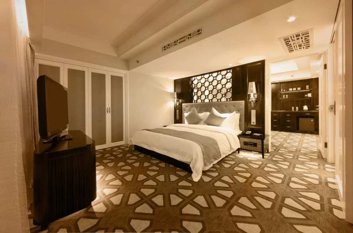 Image 6 of Paramount Gallery Hotel