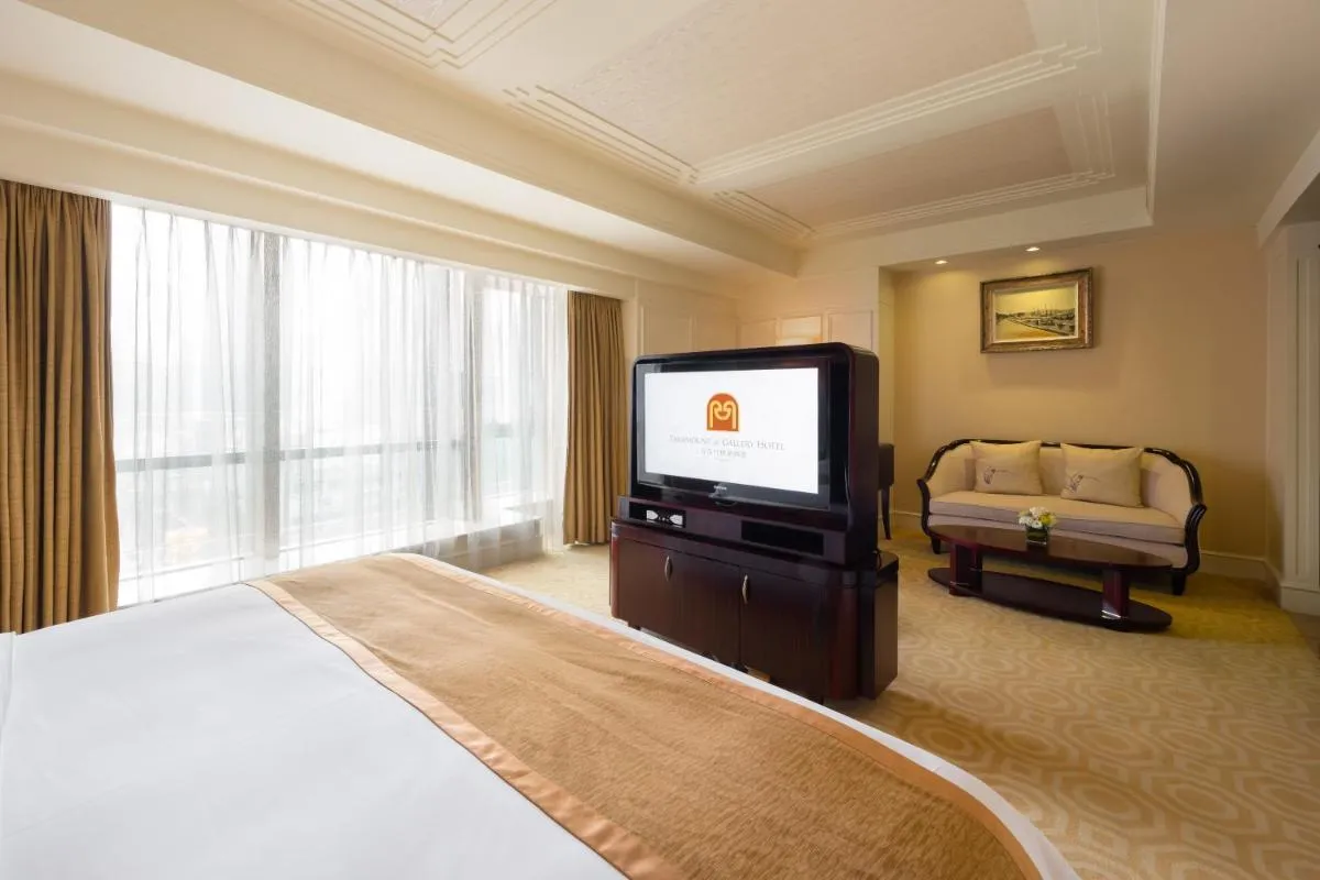 Image 4 of Paramount Gallery Hotel