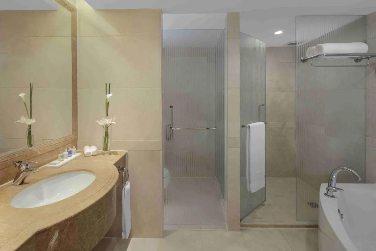 Image 1 of Radisson Blu Hotel Shanghai New World